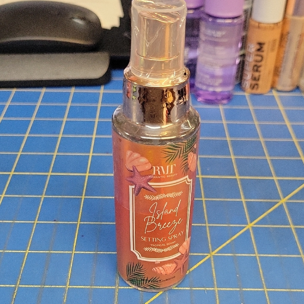 RVT Island Breeze Setting Spray - Island Breeze 80ml New Sealed Spray Bottle